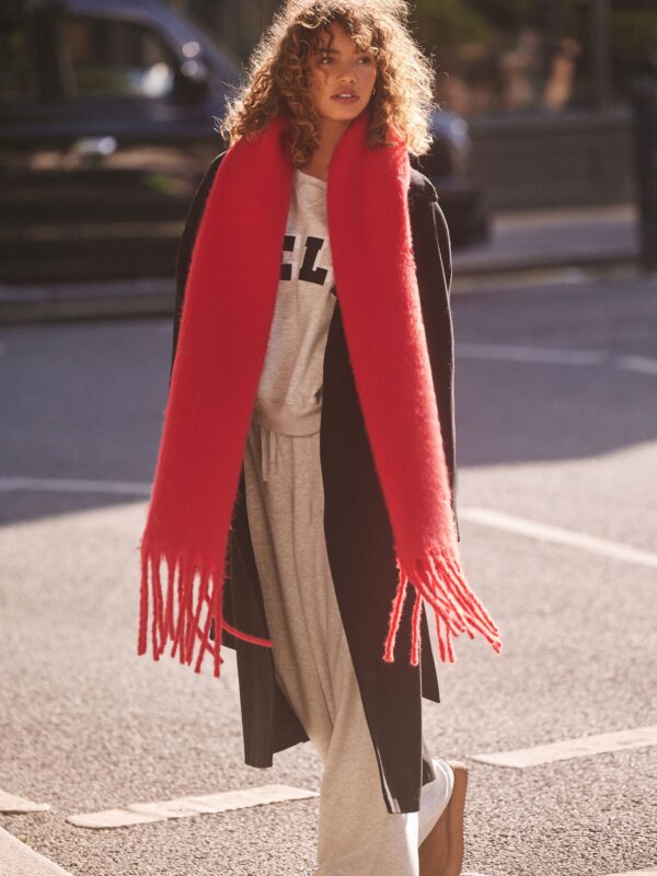 Self. Red Heavyweight Blanket Scarf