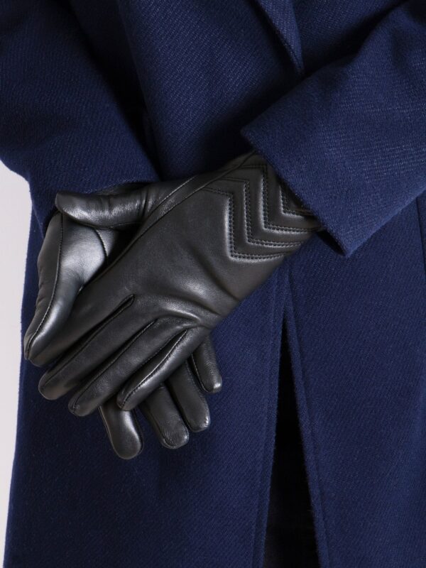 Totes Black Ladies Isotoner Cashmere Lined Premium Leather Gloves